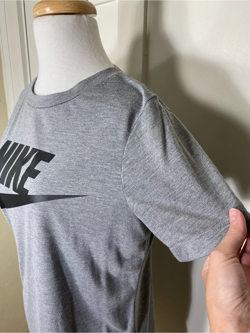 Nike Sportswear Logo T-shirt Short Sleeve M